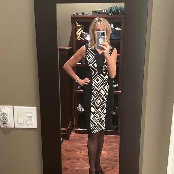 Geometric dress - Picture 3 of 4